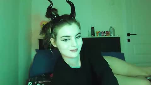 sloomonata online show from 10-27-25, 01:42