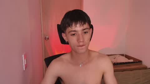 Snapshot of slowburnmystic chatting on 07-18-26, 03:44 slowburnmystic online show from 07-18-26, 03:44