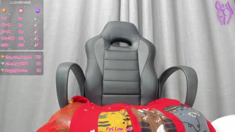 Snapshot of slut_milf4u chatting on 01-09-25, 10:09 Paola  online show from 01-09-25, 10:09