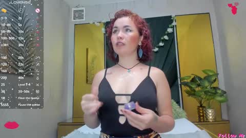 Snapshot of slut_milf4u chatting on 02-22-25, 12:08 Paola  online show from 02-22-25, 12:08