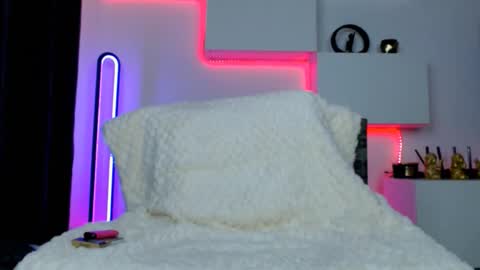 Ariana online show from 03-07-26, 05:48