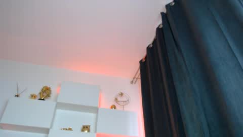 Snapshot of slut_tattoogirl chatting on 05-12-26, 06:21 Ariana online show from 05-12-26, 06:21
