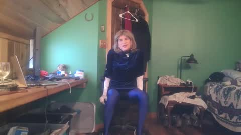 Snapshot of slutjennifertransxx chatting on 09-23-25, 02:03 slutjennifertransxx online show from 09-23-25, 02:03