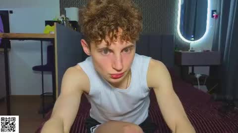 Snapshot of sluttsavage chatting on 07-21-26, 01:41 sluttsavage online show from 07-21-26, 01:41