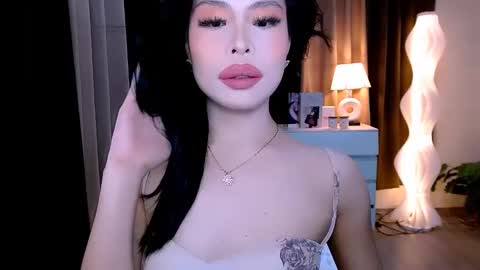 slutty_aurora online show from 09-18-25, 05:26