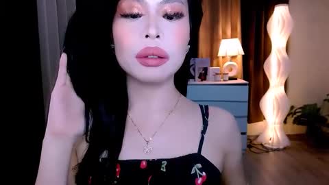 slutty_aurora online show from 09-25-25, 09:02