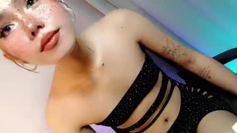 slutty_rose69 online show from 07-17-26, 10:44