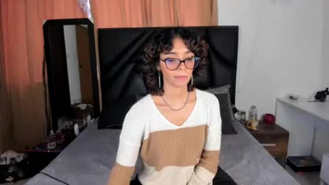 Snapshot of slutty_venus7 chatting on 07-09-26, 10:25 slutty_venus7 online show from 07-09-26, 10:25