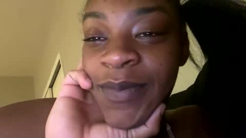 sluttyduchess1 online show from 04-27-26, 06:00