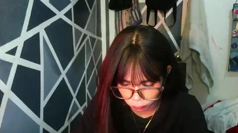 Snapshot of sluttypatotie chatting on 02-15-26, 12:36 sluttypatotie online show from 02-15-26, 12:36