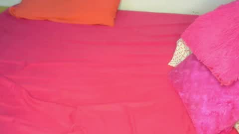 Sexyslutt online show from 04-01-26, 01:39