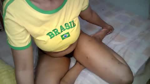 sly_booty65 online show from 10-31-25, 04:35