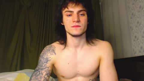 Gus online show from 11-23-25, 06:19