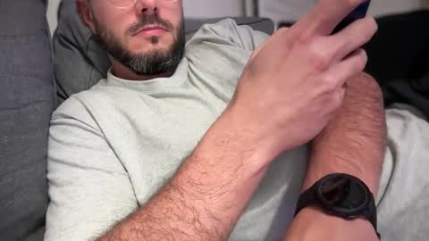 Snapshot of sm4ks chatting on 11-15-25, 03:52 sm4ks online show from 11-15-25, 03:52