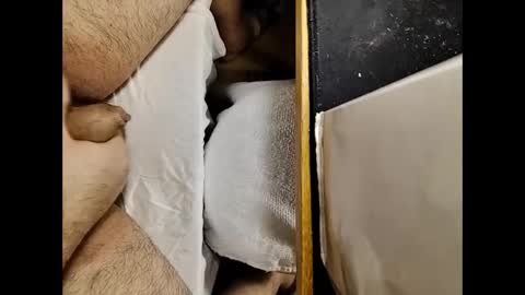 Snapshot of small_1986 chatting on 12-08-24, 01:35 transmisin gratuita bajo demanda free broadcast on demand online show from 12-08-24, 01:35