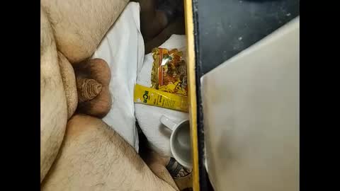 Snapshot of small_1986 chatting on 12-20-24, 08:17 transmisin gratuita bajo demanda free broadcast on demand online show from 12-20-24, 08:17