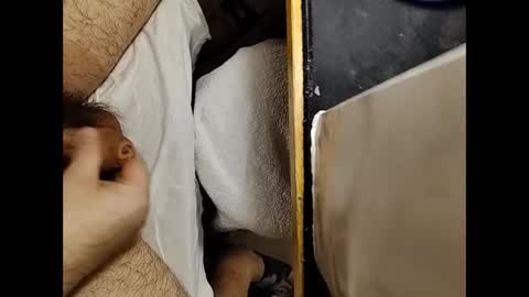 Snapshot of small_1986 chatting on 01-03-25, 04:11 transmisin gratuita bajo demanda free broadcast on demand online show from 01-03-25, 04:11