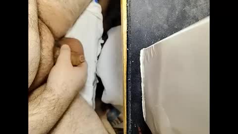 Snapshot of small_1986 chatting on 01-06-25, 11:18 transmisin gratuita bajo demanda free broadcast on demand online show from 01-06-25, 11:18