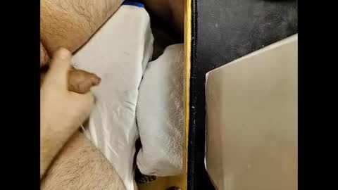 Snapshot of small_1986 chatting on 01-18-25, 10:28 transmisin gratuita bajo demanda free broadcast on demand online show from 01-18-25, 10:28