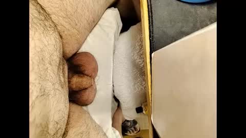 Snapshot of small_1986 chatting on 01-27-25, 04:30 transmisin gratuita bajo demanda free broadcast on demand online show from 01-27-25, 04:30