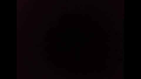 Snapshot of small_1986 chatting on 10-28-25, 12:03 transmisin gratuita bajo demanda free broadcast on demand online show from 10-28-25, 12:03