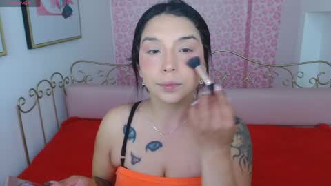 Mariana Torres online show from 05-22-26, 01:17