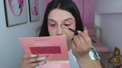 Mariana Torres online show from 05-30-26, 01:08