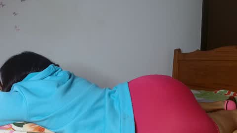 smallflorecita online show from 01-27-25, 09:02