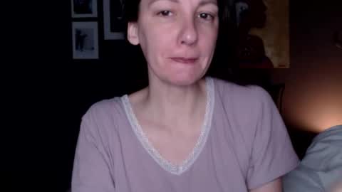 Anna no bbbbybybbabebyy just Anna. And dont call me mom please. online show from 12-15-25, 04:17