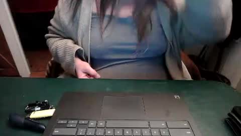 Snapshot of smalltowntrouble chatting on 03-04-26, 03:34 smalltowntrouble online show from 03-04-26, 03:34