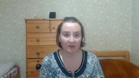 smart_rose online show from 09-28-25, 02:00