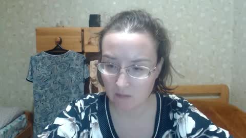 smart_rose online show from 10-13-25, 07:47