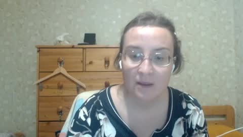 smart_rose online show from 05-31-26, 06:09