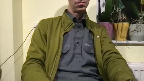 Snapshot of smart_sex69 chatting on 12-05-25, 06:15 smart_sex69 online show from 12-05-25, 06:15