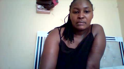 Snapshot of smartqueen1 chatting on 02-17-25, 09:46 Katerina online show from 02-17-25, 09:46