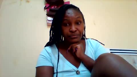Snapshot of smartqueen1 chatting on 03-05-25, 10:44 Katerina online show from 03-05-25, 10:44