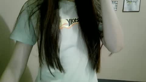 Julia online show from 03-10-26, 11:48