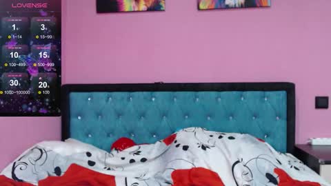 Snapshot of smile_cute_fox chatting on 10-14-25, 11:55 smile_cute_fox online show from 10-14-25, 11:55