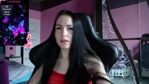 smile_cute_fox online show from 04-06-26, 02:53