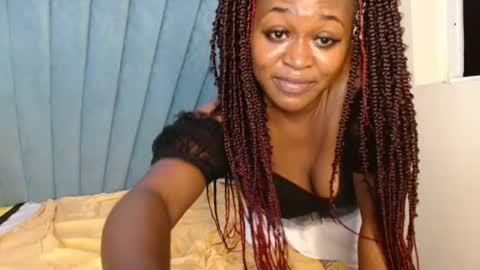 smiley_berry online show from 11-28-25, 12:02