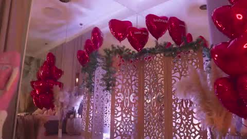 Mia online show from 02-20-26, 06:26