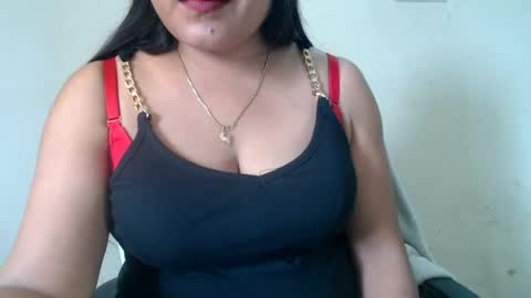 Snapshot of smiley_queen99 chatting on 08-03-26, 02:54 smiley online show from 08-03-26, 02:54