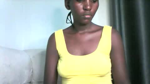 Snapshot of smileykesh chatting on 09-10-25, 07:14 smileykesh online show from 09-10-25, 07:14