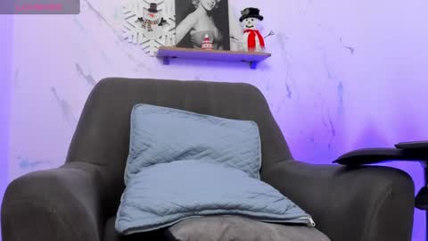 Snapshot of smitgrey chatting on 01-11-25, 05:41 SMIT online show from 01-11-25, 05:41