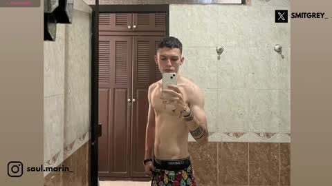 Snapshot of smitgrey chatting on 10-21-25, 03:07 SMIT online show from 10-21-25, 03:07