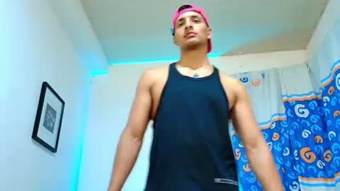 Snapshot of smith_fitness chatting on 06-10-26, 02:34 Smith Fitness online show from 06-10-26, 02:34