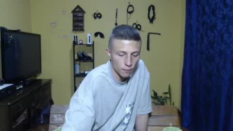 smith_lechosoxxx online show from 09-19-25, 06:04