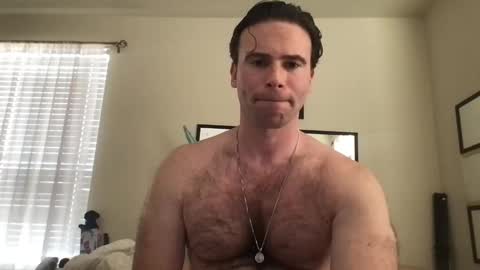 Snapshot of smo0kinvibzzagain chatting on 10-26-25, 10:47 Sn0oOgiNZz online show from 10-26-25, 10:47