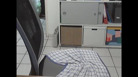 Snapshot of smo0thie chatting on 11-01-25, 12:01 smo0thie online show from 11-01-25, 12:01