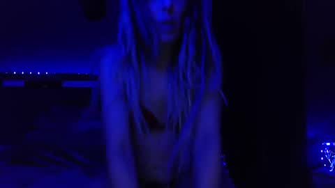 love bug online show from 02-01-26, 07:18